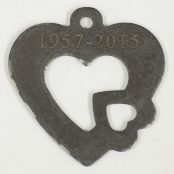 date_engraved_heart_900